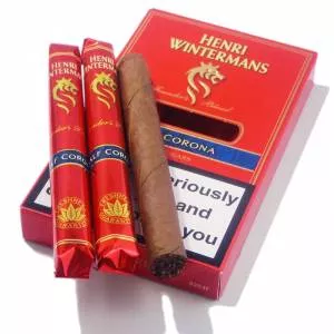Henri Wintermans little cigars created by the skill of experienced blender